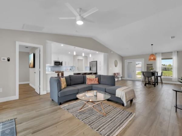 Beautiful Florida Vacation Villa with Private Pool & Canal Views